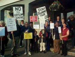 More.protesters.at.Gainsborough.